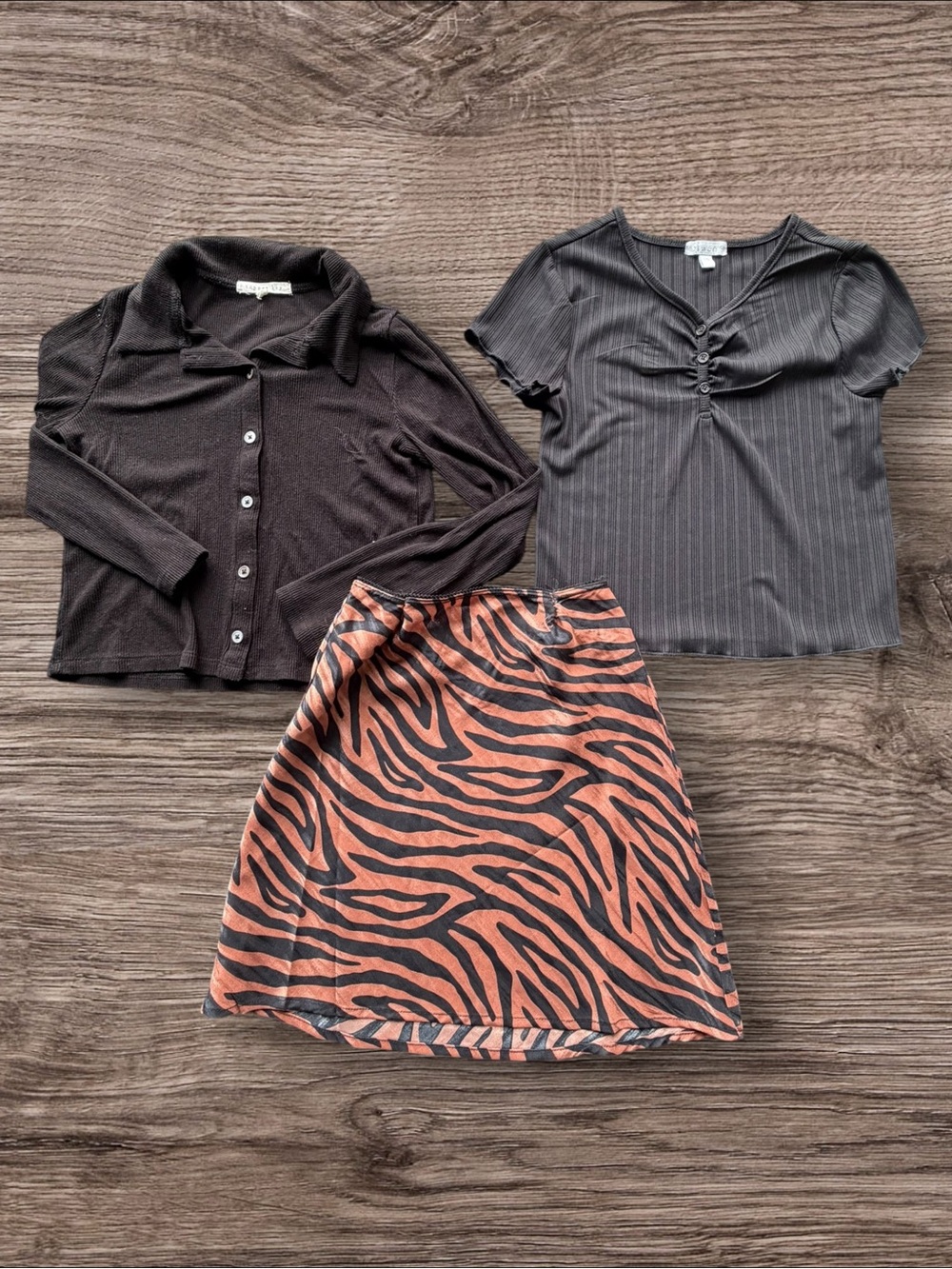Girls Lot of 3 Matching Pieces Size Medium
